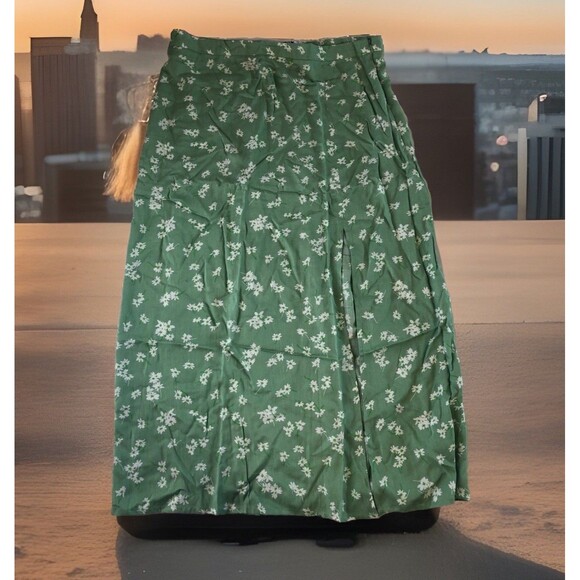 ASOS Womens Midi Slip Thigh Split Skirt sage green Daisy floral Size 12 NWOT - Picture 1 of 14